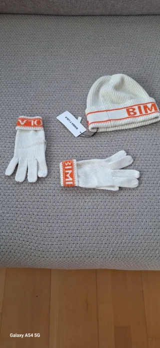 Gorro y guantes Bimba y Lola nuevos