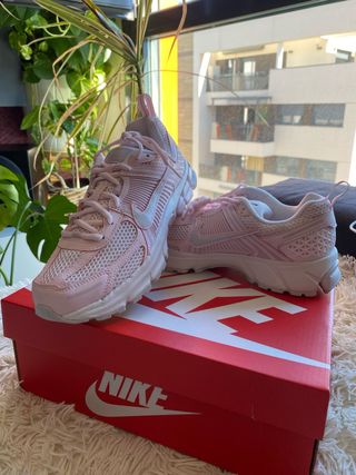 Nike Zoom Vomero 5 Rosa