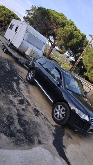 Grúa porte transporte caravanas,coches,remolques.