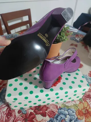 Zapatos Flamenco Sonoma Talla 39 Morado