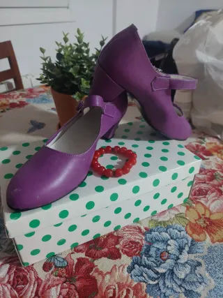 Zapatos Flamenco Sonoma Talla 39 Morado