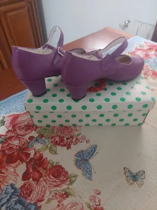 Zapatos Flamenco Sonoma Talla 39 Morado