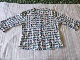 Blusa estampada manga media