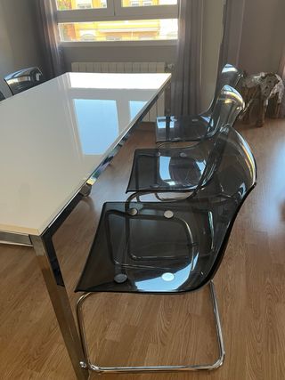 Conjunto completo de mesa + 6 sillas para salón