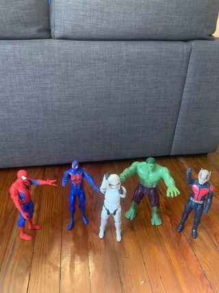 Figuras de 5 Superhéroes