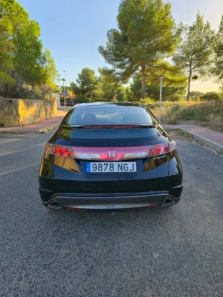 Honda Civic 1.8 i-VTEC etiqueta C