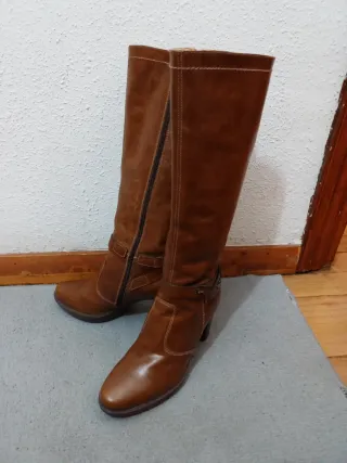 Botas de piel NeroGiardini marrones