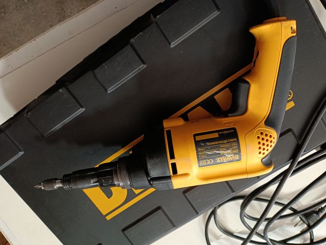Cacciavite DeWalt DW269K con custodia