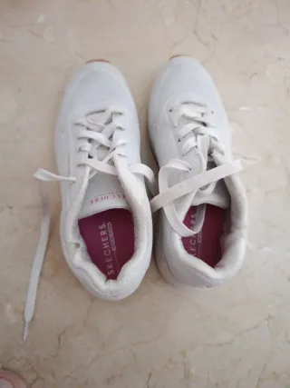 Zapatillas Skechers Blancas niña 