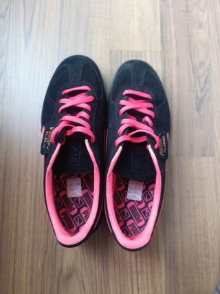 Zapatillas Puma Palermo Negras y Rosas