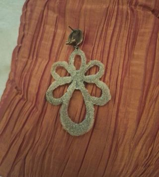 Pendientes hechos a mano