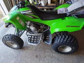Kawasaki KFX 700 Verde