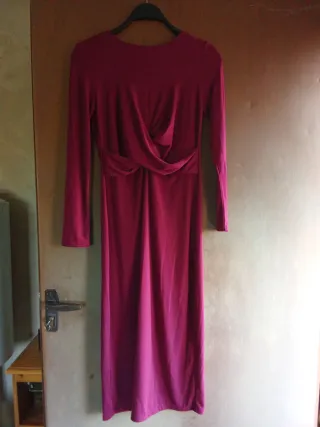 Vestido largo burdeos cruzado