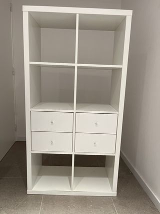 Estantería kallax IKEA 77x40x177
Venta en persona