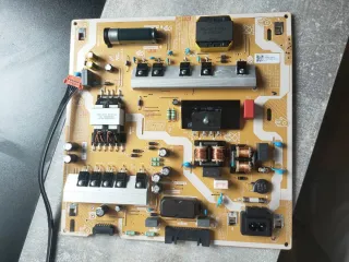 Placa Base y Fuente Alimentación