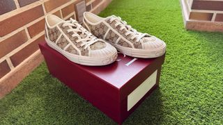 Zapatillas Gucci Negras y Blancas