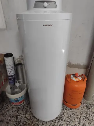 Termo Junkers 150L sin usar. Precio negociable 