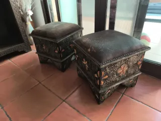 Panchine moresche in legno e metallo