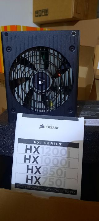 Corsair RM1000 Fuente Alimentación