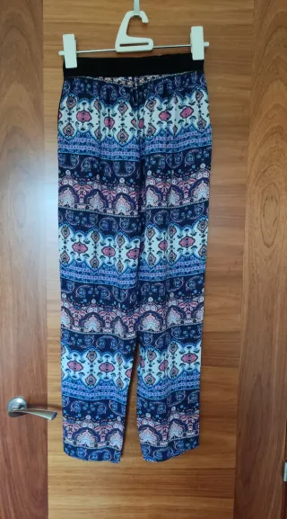 Pantalones estampados mujer