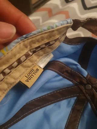 Gorro Louis Vuitton Azul Multicolor