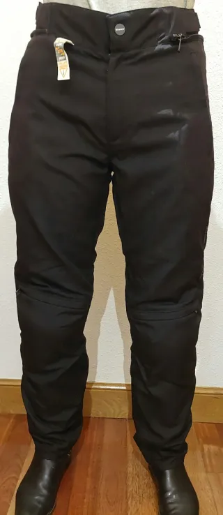 Pantalón Moto Dainese Gore-Tex Negro
Talla 48