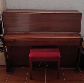 Piano vertical Jermyn cerezo