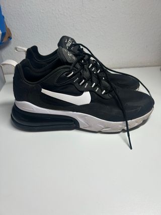 Nike Air Max 270 React 