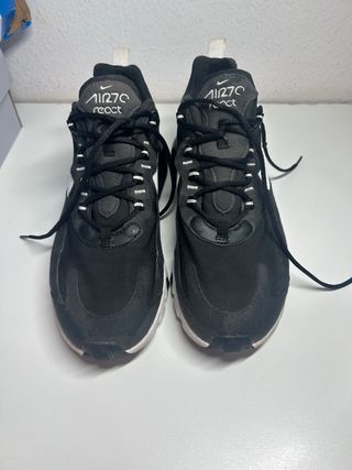 Nike Air Max 270 React 