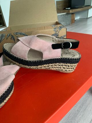 Sandalias Spartum Rosa y Negro