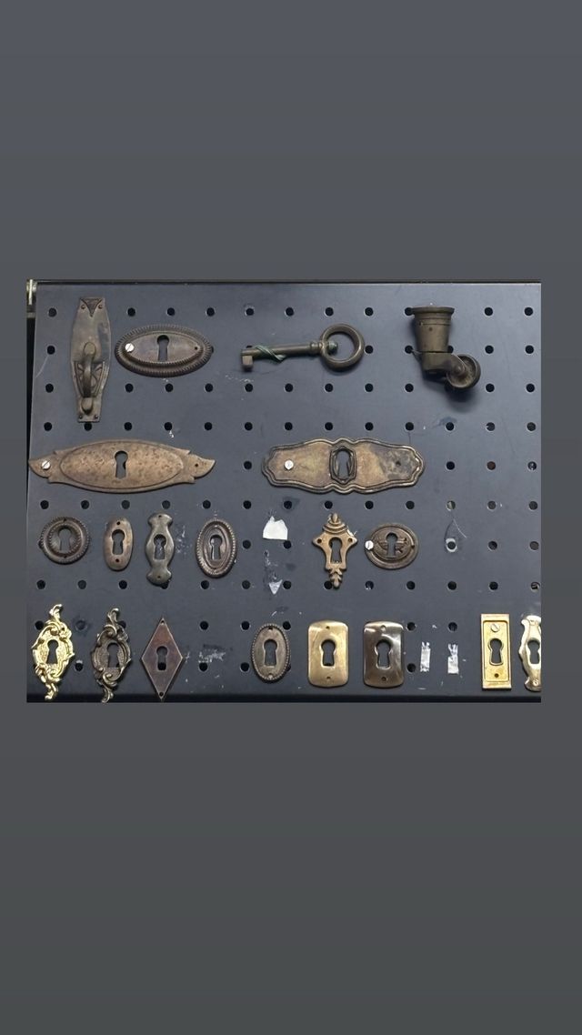 Bocchette antiche per porte e mobili