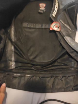 Chaqueta Moto Cuero Sintético Talla S como nueva 