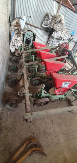 Sembradora de maíz de precisión 5 surcos