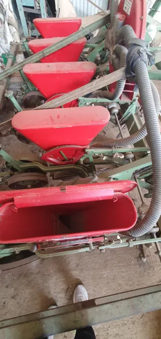 Sembradora de maíz de precisión 5 surcos