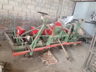 Sembradora de maíz de precisión 5 surcos