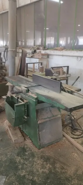 Maquinaria carpintería industrial