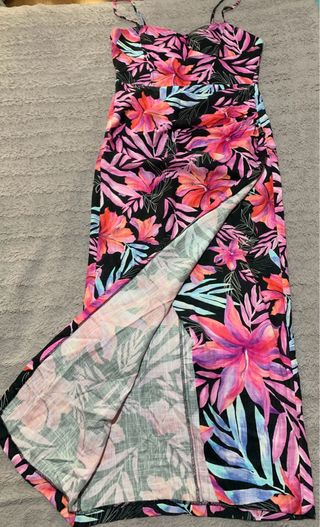 Vestido largo floral Zara