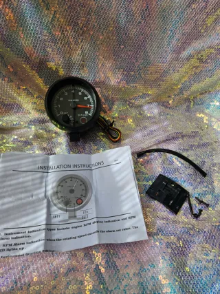 Tacómetro RPM Universal