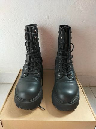 Botines negros acolchados