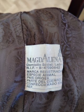 Abrigo de piel marrón