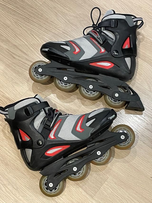 Patines en Línea RollerBlade Negros y Rojos