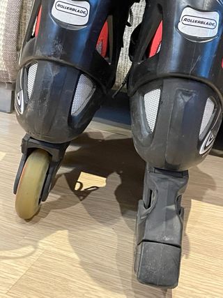 Patines en Línea RollerBlade Negros y Rojos