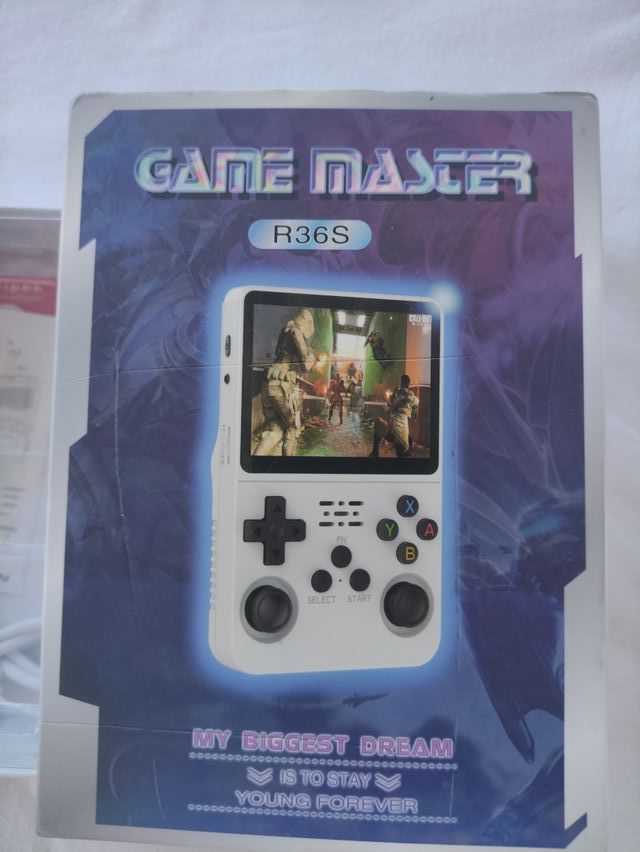 Consola Portátil GAME MASTER R36S