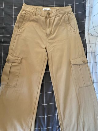 Pantalones cargo Pull&Bear T38 Beige