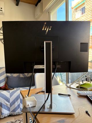 Pantalla HP Plata 23 pulgadas