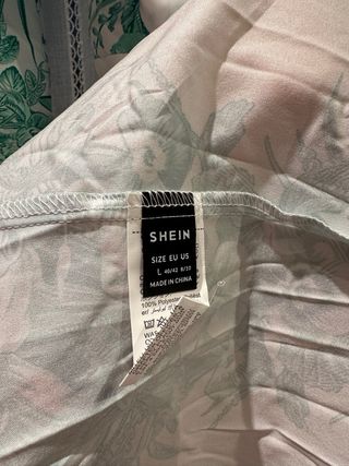 Vestido floral verde y blanco