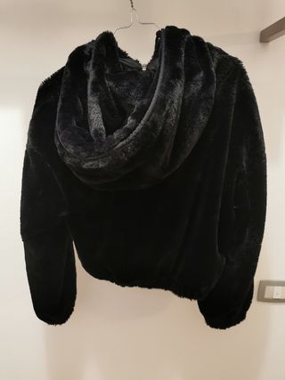 Giubbotto in Pelliccia Bershka