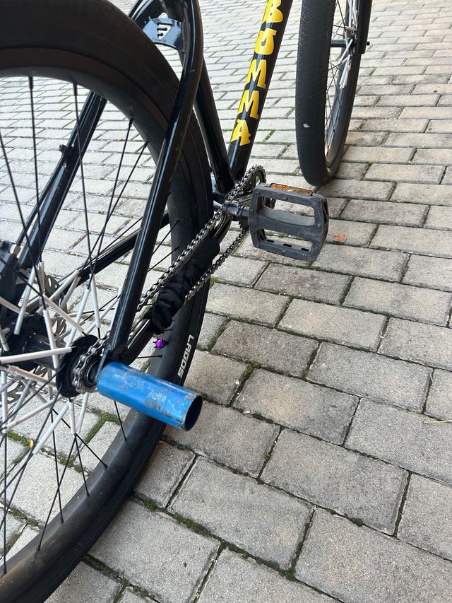Bicicleta Stunt Bomma