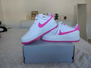 Nike Air Force 1 Low originales y nuevas.