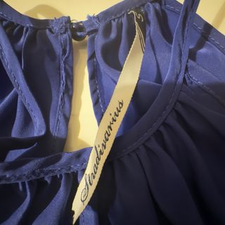 Top azul Stradivarius